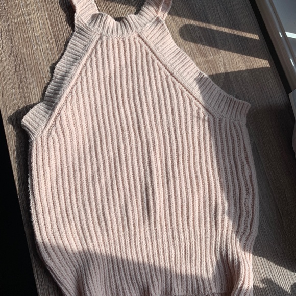 Brandy Melville Halter top - Picture 4 of 4